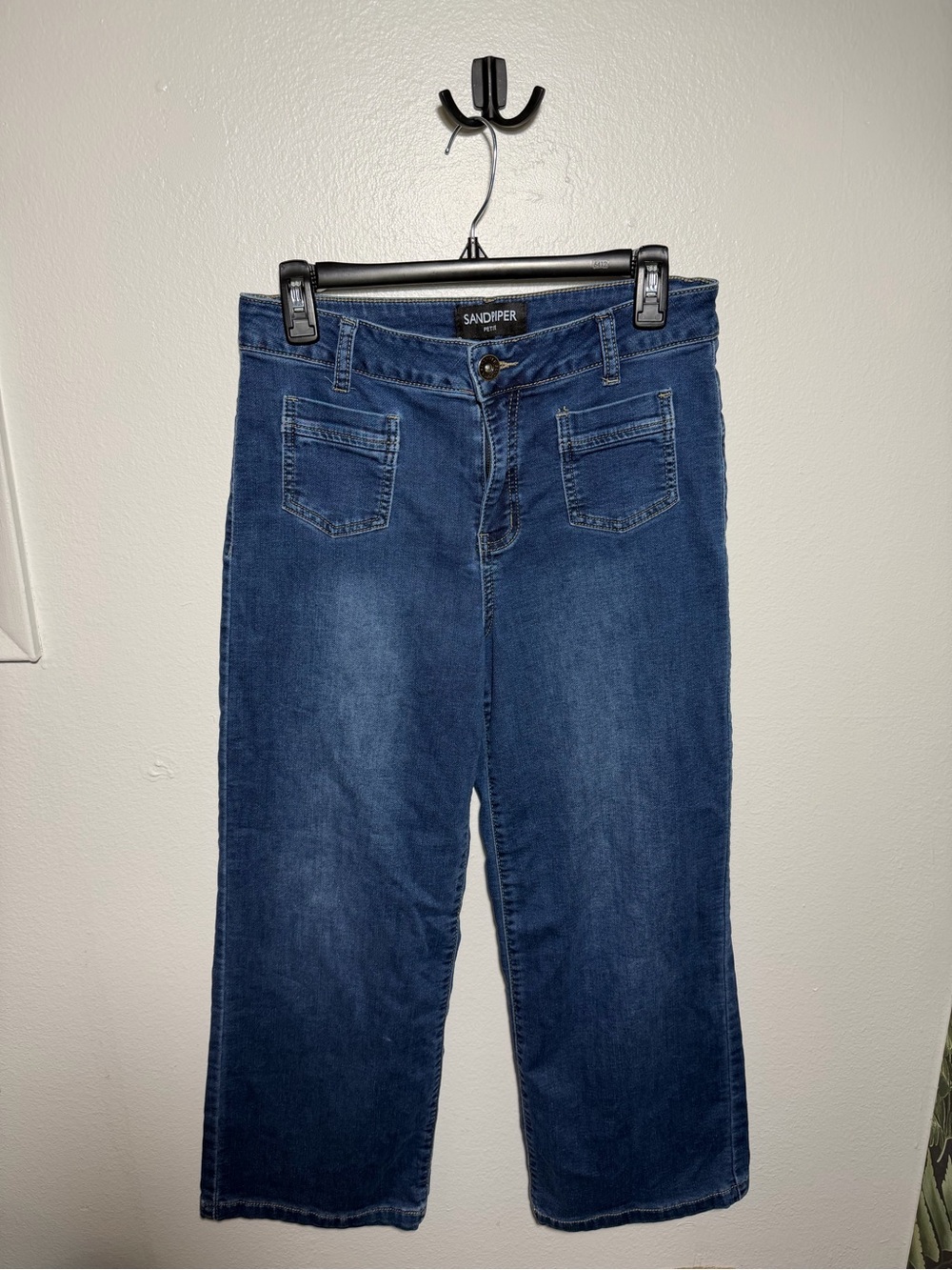 Sandpiper Women's Mid-Rise Straight-Leg Jeans in Blue